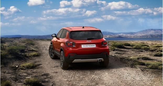 Nuova Jeep Avenger Summit 100 CV (73 kW) 2025 SUV