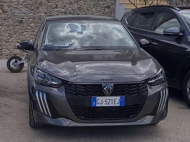 Usata Peugeot 208 GT-line 101 CV (74 kW) 2022 Utilitaria