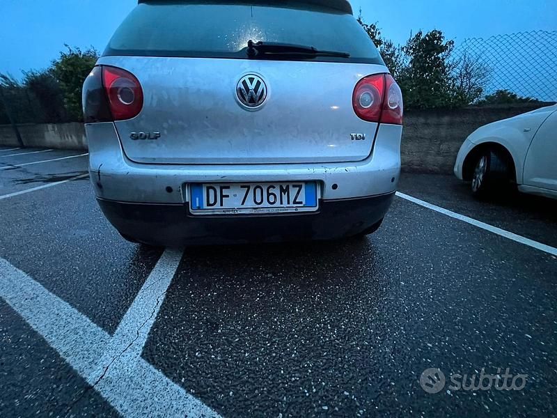 Usata VW Golf V 2007 Grigio Berlina