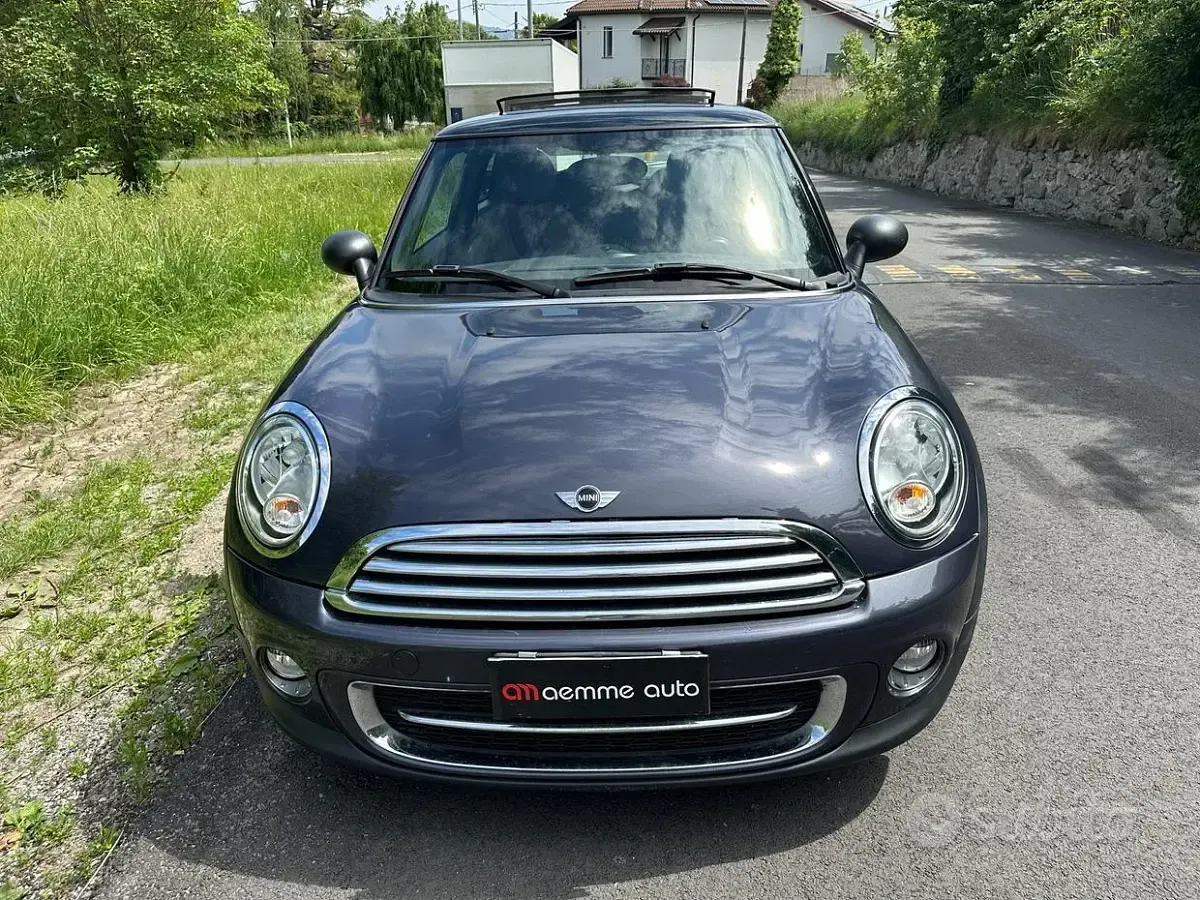 Usata Mini Cooper D 112 CV (82 kW) 2013 Blu Utilitaria