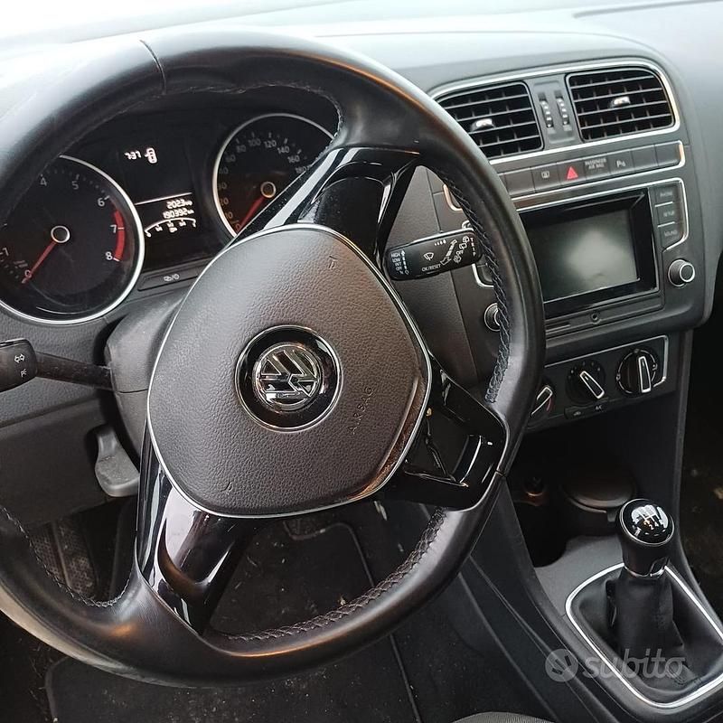 Usata VW Polo Comfortline 75 CV (55 kW) 2014 Bianco Berlina