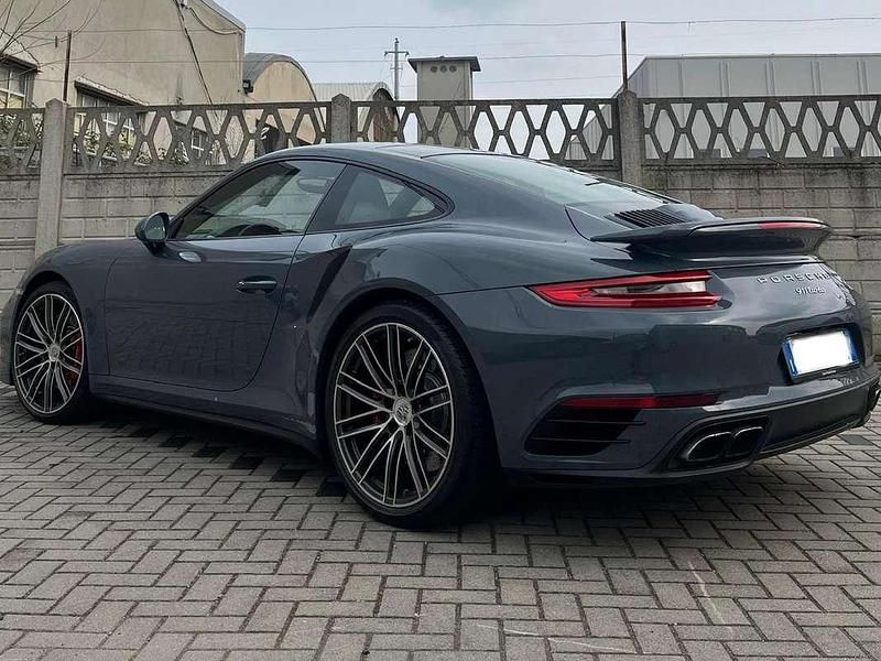 Usata Porsche 911 Turbo 540 CV (397 kW) 2016 Grigio Coupé