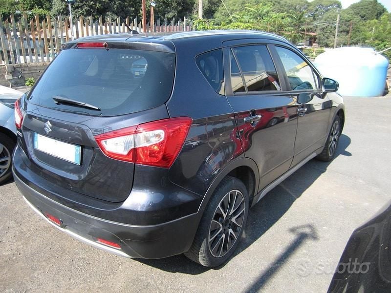 Usata Suzuki SX4 120 CV (88 kW) 2015 Nero Monovolume