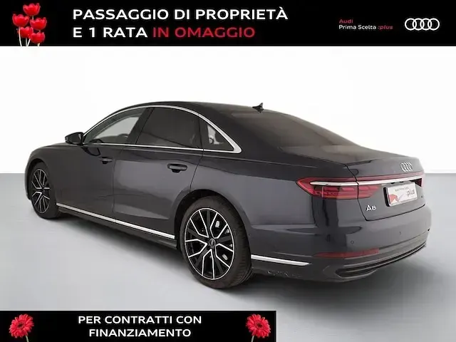 Usata Audi A8 Comfort 286 CV (210 kW) 2024 Blu firmamento metallizzato Berlina