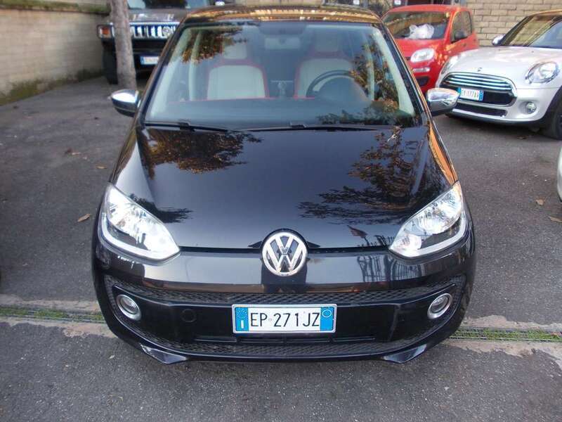 Usato 2013 VW up! 1.0 Benzin 75 CV (7.850 €)