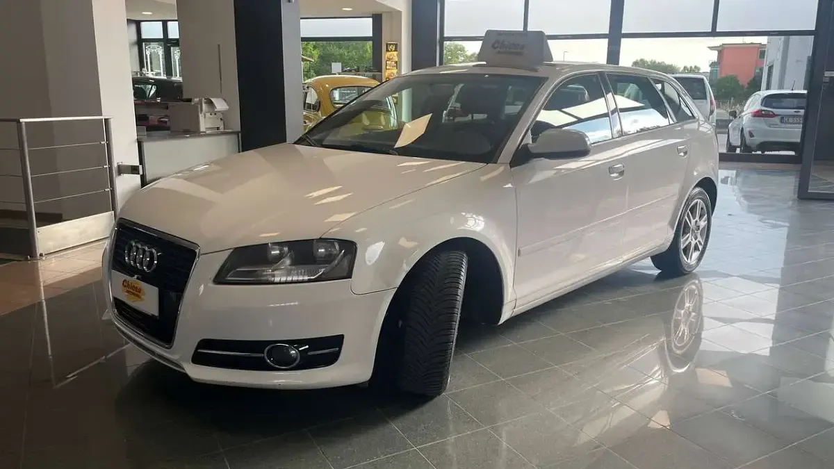 Usata Audi A3 Ambition 90 CV (66 kW) 2012 Bianco Utilitaria