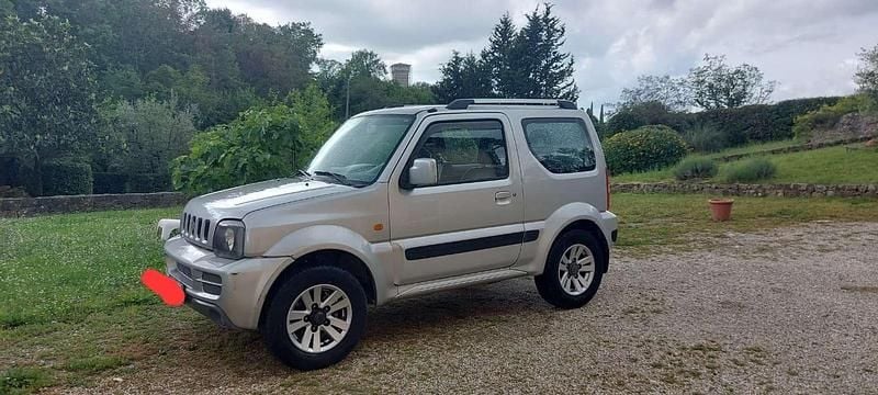 Usata 2009 Suzuki Jimny SUV | 10.000 € (Ottimo prezzo) - Immagine 1/4
