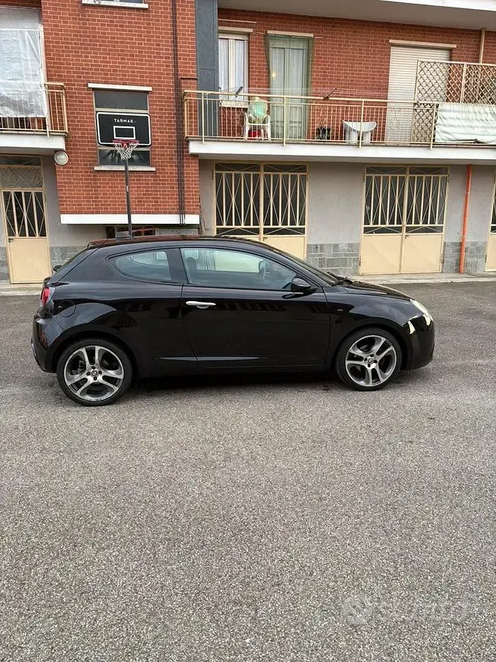 Usata Alfa Romeo MiTo 135 CV (99 kW) 2011 Nero Utilitaria