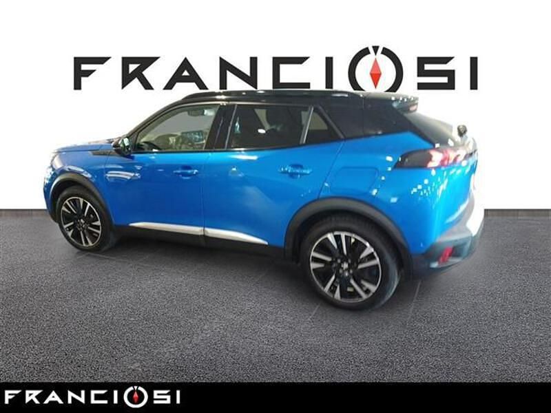 Usata Peugeot e-2008 Active 100 kW (136 CV) 2021 Blu SUV