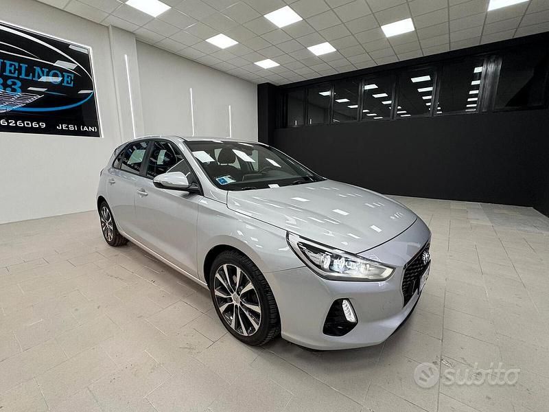 Usata Hyundai i30 Style 110 CV (80 kW) 2017 Grigio Berlina