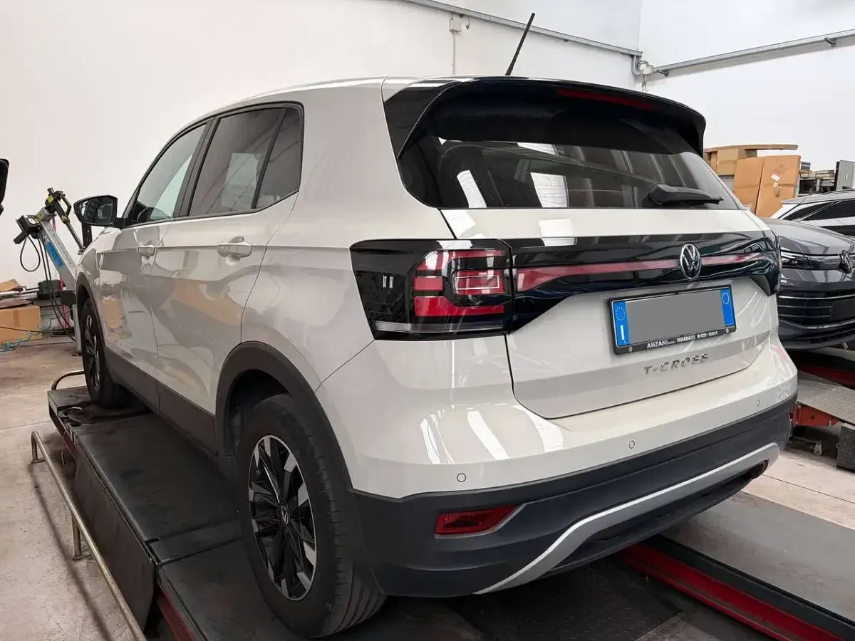 Usata VW T-Cross 95 CV (69 kW) 2021 Ascot grey SUV