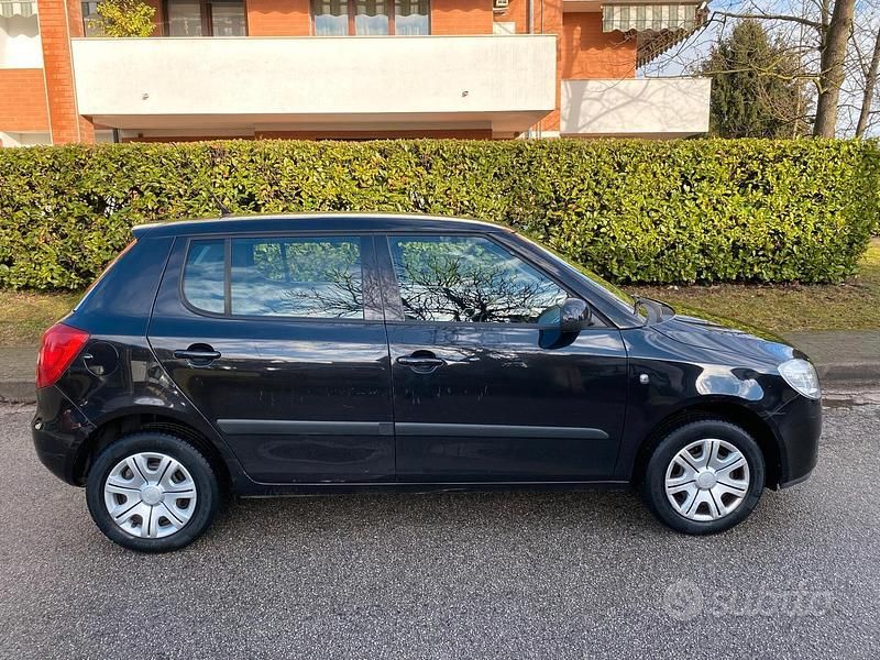 Usata Skoda Fabia Style 70 CV (51 kW) 2007 Nero Berlina