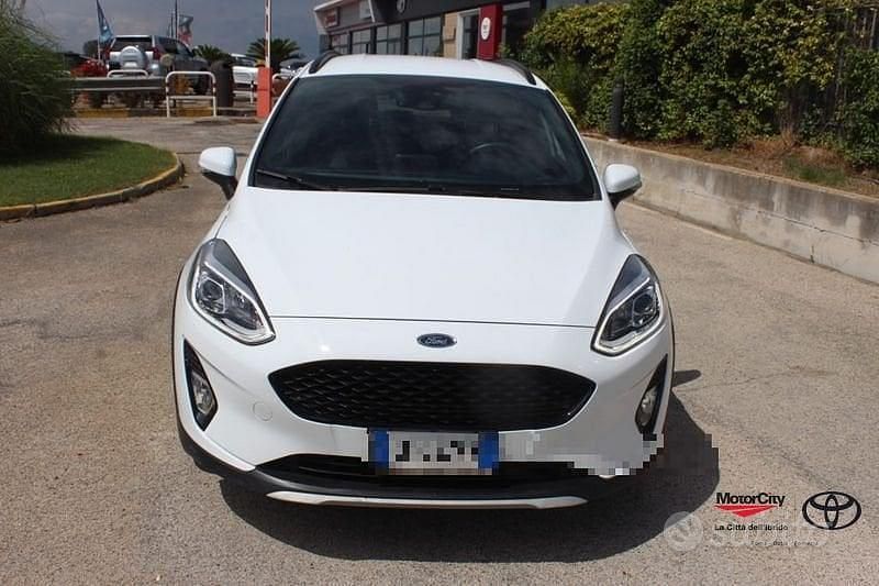 Usata Ford Fiesta Active 95 CV (69 kW) 2021 Bianco Utilitaria