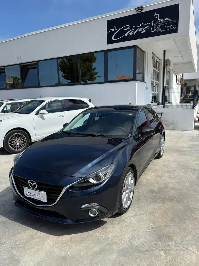 Usata Mazda 3 Exceed 105 CV (77 kW) 2017 Bluazzurro Berlina
