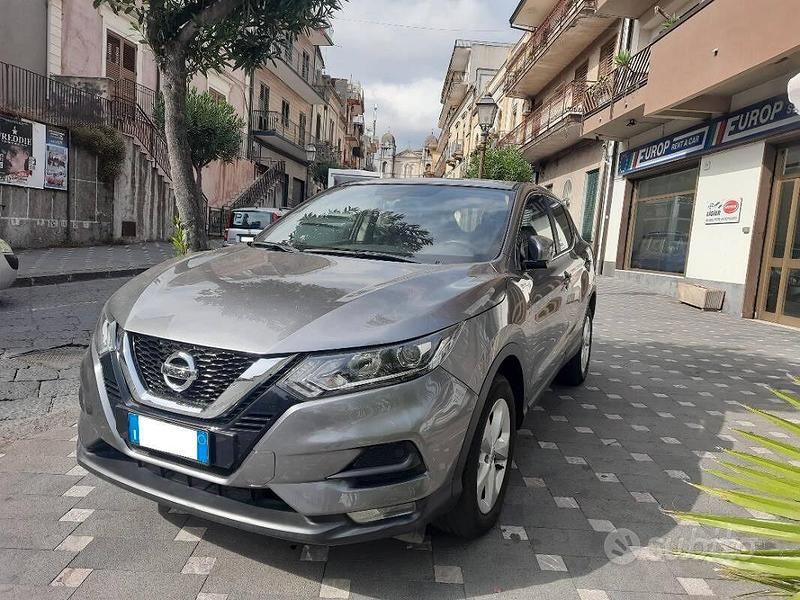Usata Nissan Qashqai 116 CV (85 kW) 2020 Grigio(met.) SUV