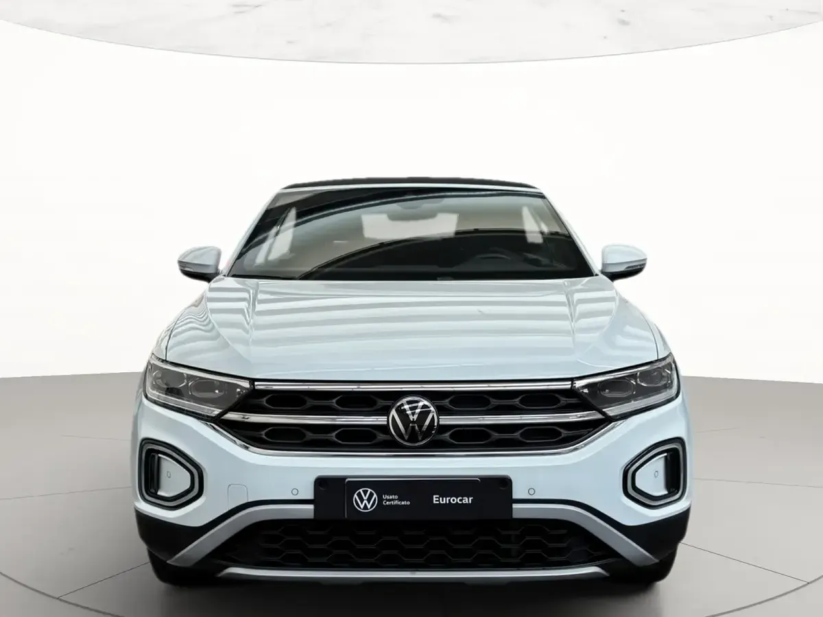 Usata VW T-Roc Style 110 CV (80 kW) 2022 Pure white nero SUV