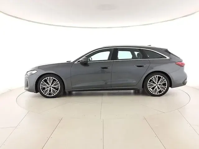 Usata Audi A5 S-Line 204 CV (150 kW) 2025 Grigio daytona perla Station wagon