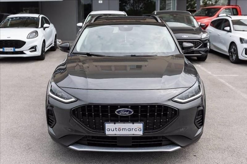 Usata Ford Focus Active 125 CV (91 kW) 2022 Grigio metallizzato SUV