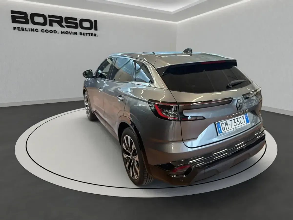 Usata Renault Austral Techno 130 CV (95 kW) 2023 Grigio scisto SUV