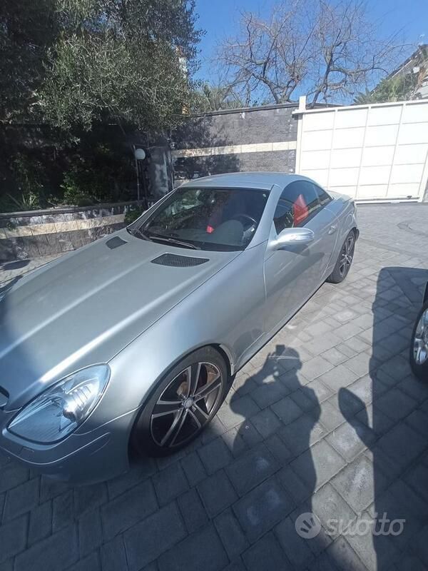 Usata Mercedes SLK200 163 CV (119 kW) 2004 Grigio Cabrio