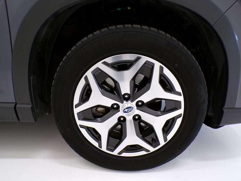 Usata Subaru Forester Style 150 CV (110 kW) 2023 Grigio mag SUV