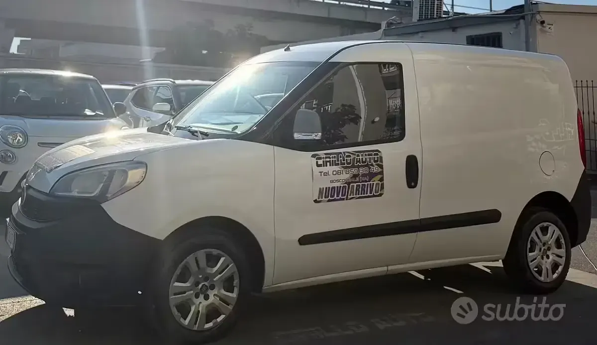 Usata Fiat Doblò 105 CV (77 kW) 2016 Bianco Monovolume