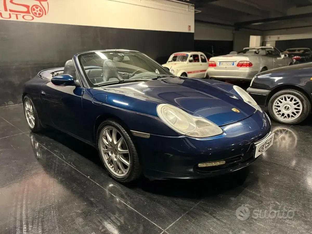 Usata Porsche 911 Carrera Cabriolet 300 CV (220 kW) 1999 Blu Cabrio