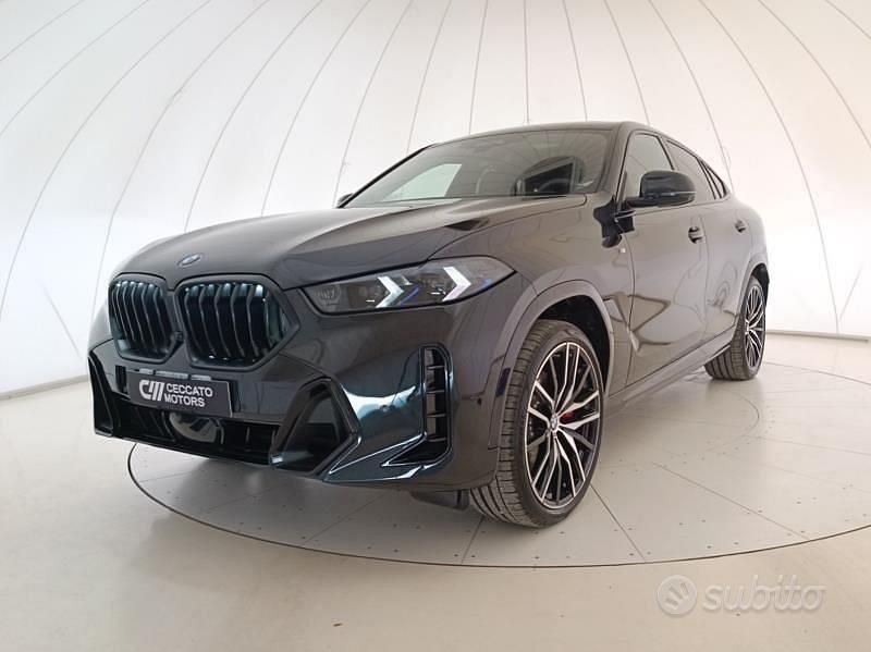 Nero Nuova 2025 BMW X6 M Sport SUV | 95.900 € - Immagine 1/4