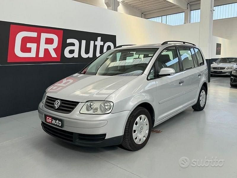 Usata VW Touran Highline 105 CV (77 kW) 2005 Other Monovolume