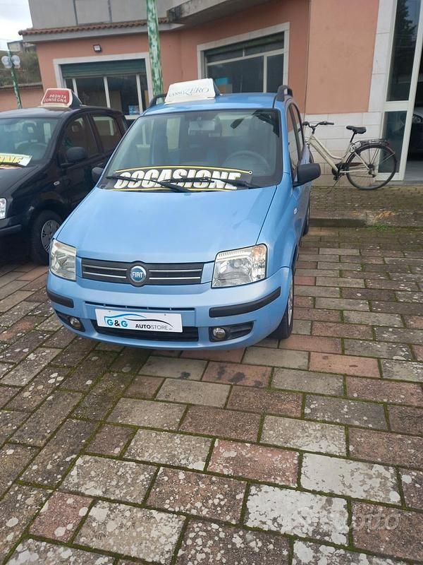 Usata Fiat Panda Emotion 54 CV (39 kW) 2008 Blu Berlina