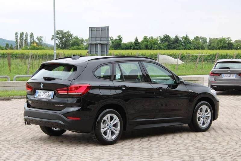 Usata BMW X1 Advantage 220 CV (161 kW) 2022 Nero SUV