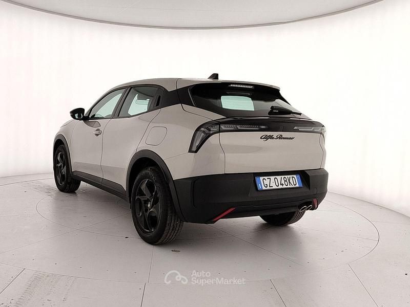 Usata Alfa Romeo Junior 145 CV (106 kW) 2025 Blu SUV