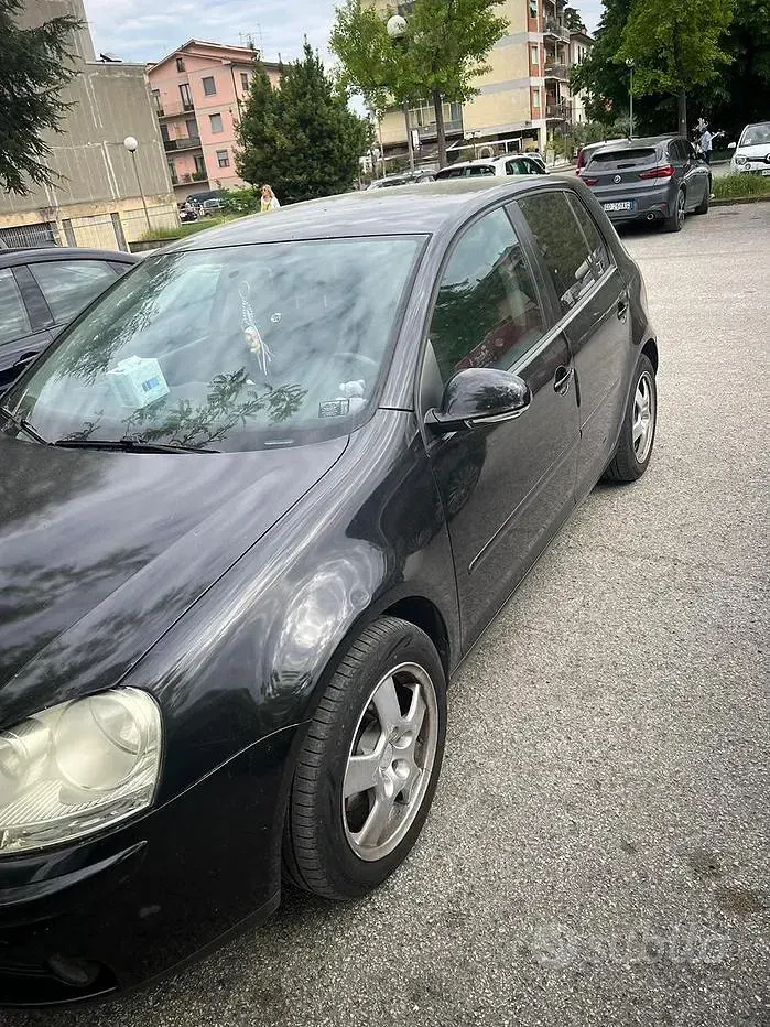 Occasion VW Golf V 105 PK (77 kW) 2006 Zwart Hatchback