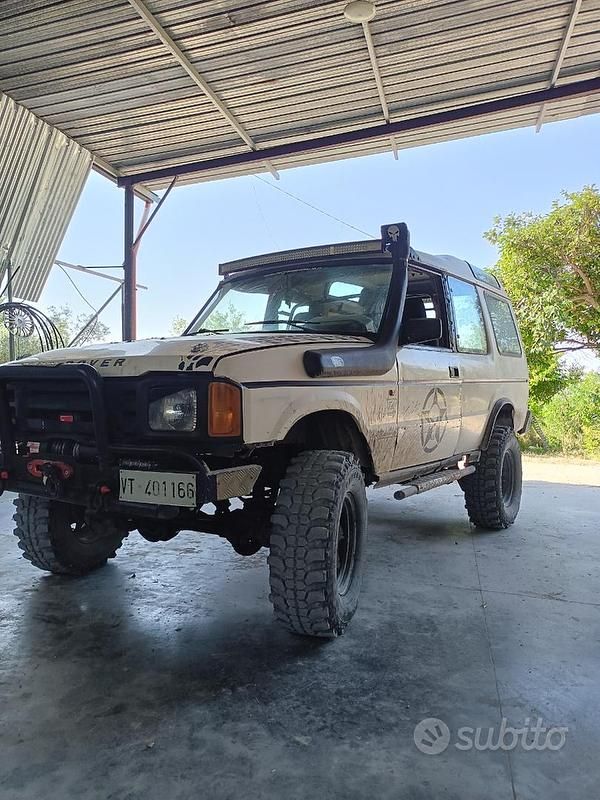 Usata Land Rover Discovery 113 CV (83 kW) 1993 Bianco SUV
