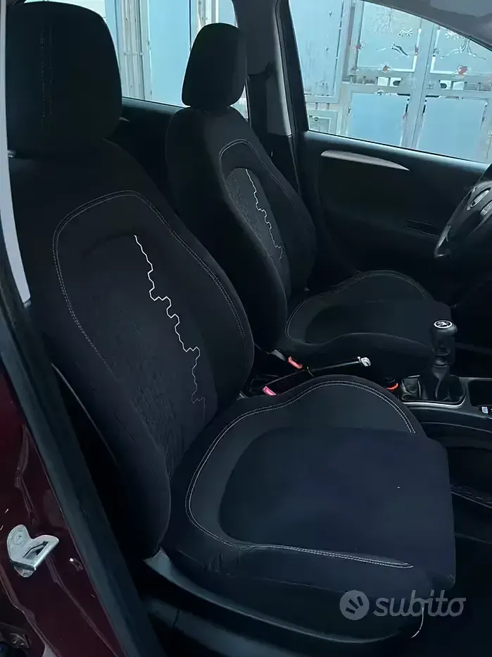 Usata Fiat Punto Evo Lounge 69 CV (50 kW) 2013 Marrone Utilitaria
