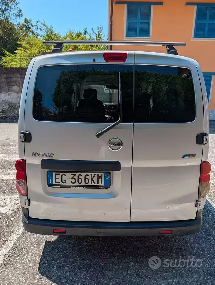 Usata Nissan NV200 90 CV (66 kW) 2011 Grigio Monovolume