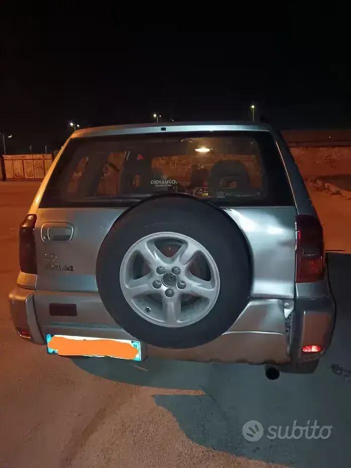 Usata Toyota RAV4 150 CV (110 kW) 2003 SUV