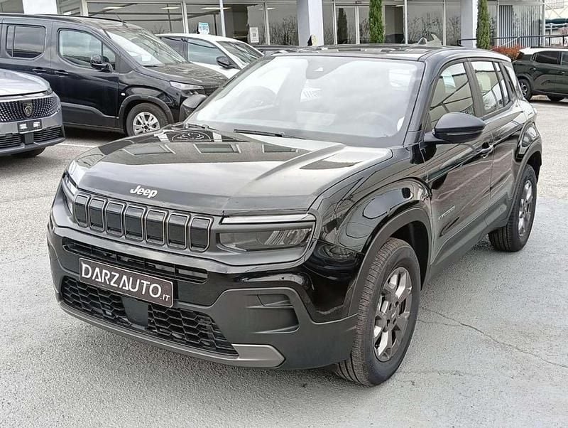 Nuova Jeep Avenger Longitude Plus 101 CV (74 kW) 2026 Nero volcano SUV