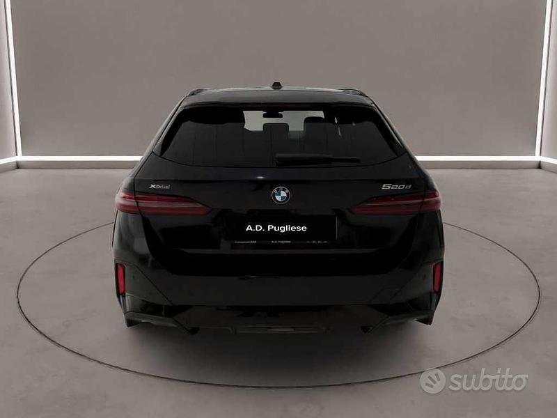 Usata BMW 520 Comfort Edition 197 CV (144 kW) 2024 Nero Station wagon