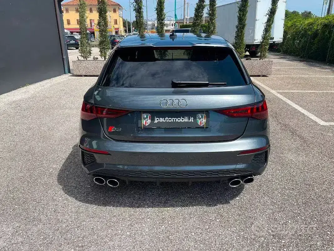 Usata Audi S3 Comfort 310 CV (228 kW) 2021 Grigio Berlina