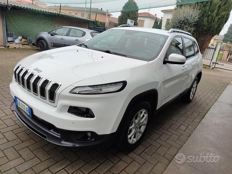 Usata Jeep Cherokee Longitude 185 CV (136 kW) 2015 Bianco SUV