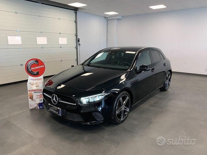Usata Mercedes A180 Premium 116 CV (85 kW) 2021 Nero Berlina