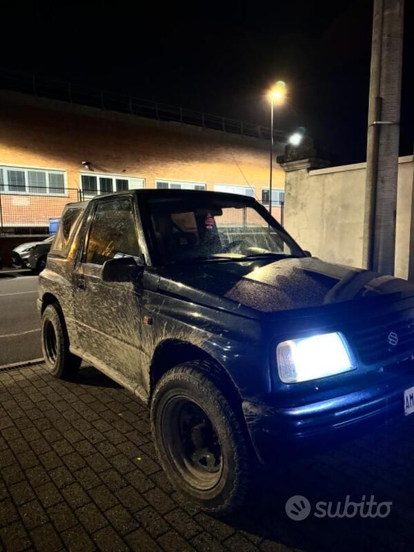 Usata Suzuki Vitara 97 CV (71 kW) 1997 Blu/azzurro SUV