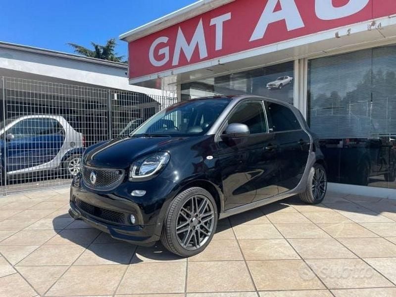 Usata Smart ForFour Brabus 90 CV (66 kW) 2016 Nero Utilitaria