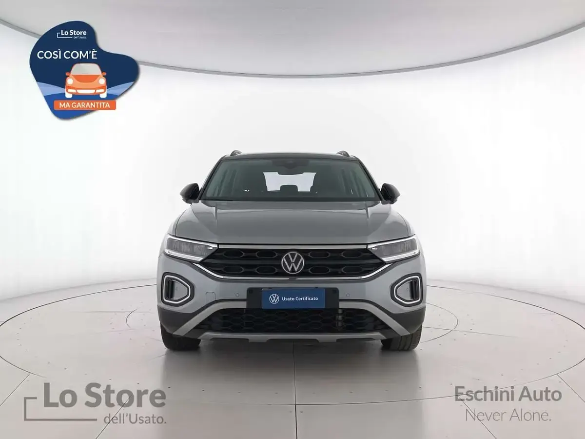 Usata VW T-Roc Life 116 CV (85 kW) 2025 Pyrit silver metallizzato nero SUV