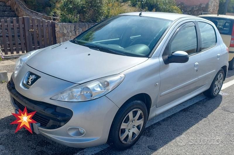 Usata Peugeot 206+ 60 CV (44 kW) 2010 Utilitaria