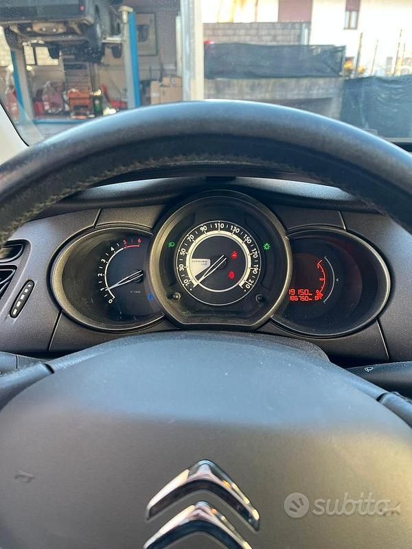 Usata Citroën C3 SELECTION 68 CV (50 kW) 2015 Nero Berlina