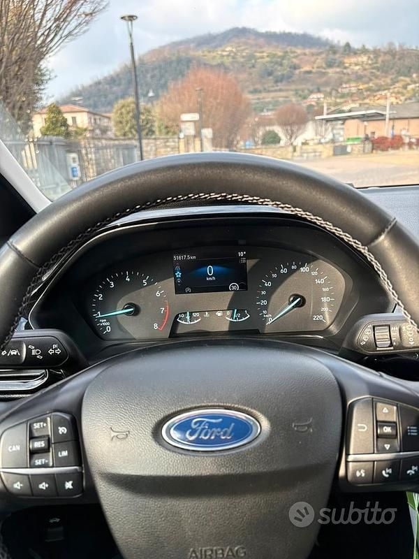 Usata Ford Fiesta Titanium 75 CV (55 kW) 2023 Grigio Utilitaria