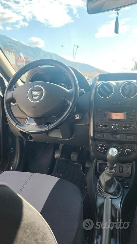 Usata Dacia Duster 2016 Grigio SUV