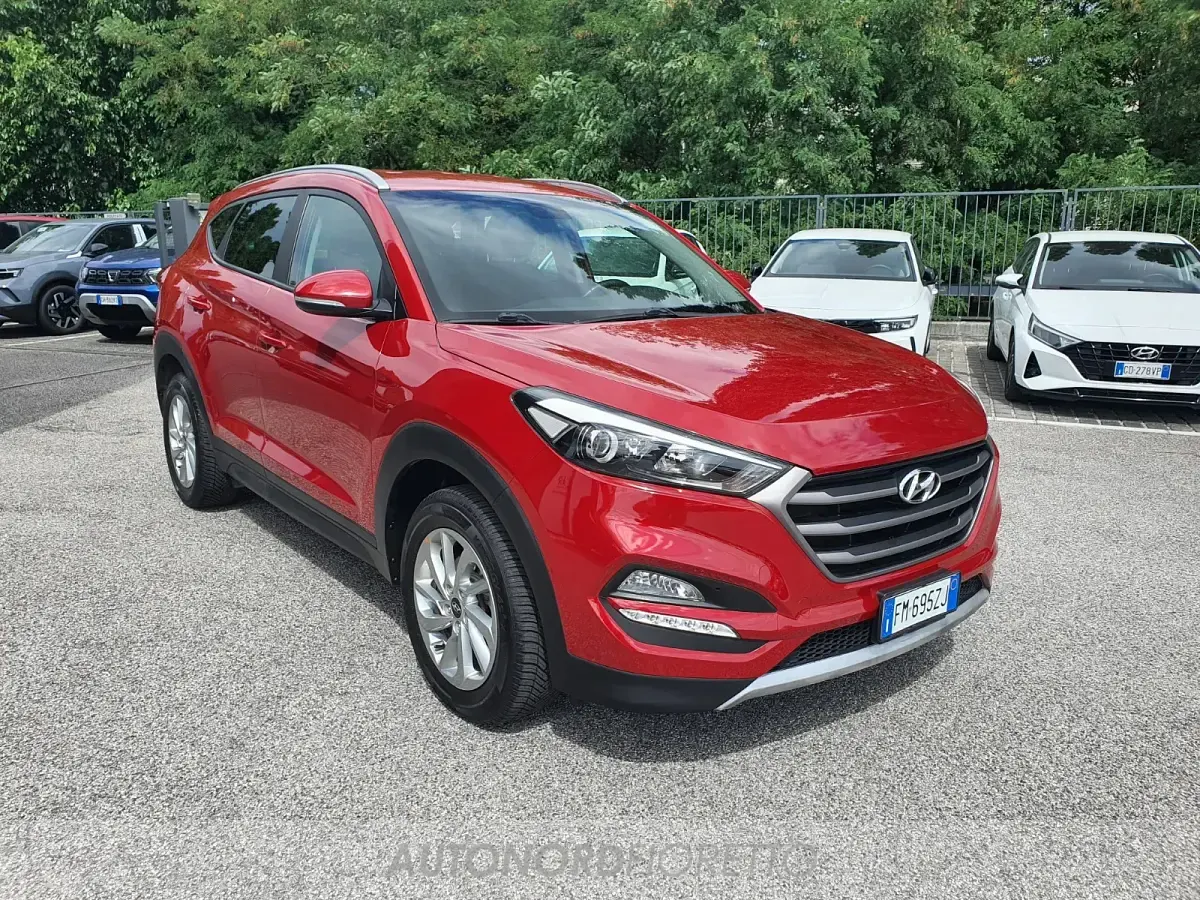 Usata Hyundai Tucson Comfort 116 CV (85 kW) 2018 Rosso SUV